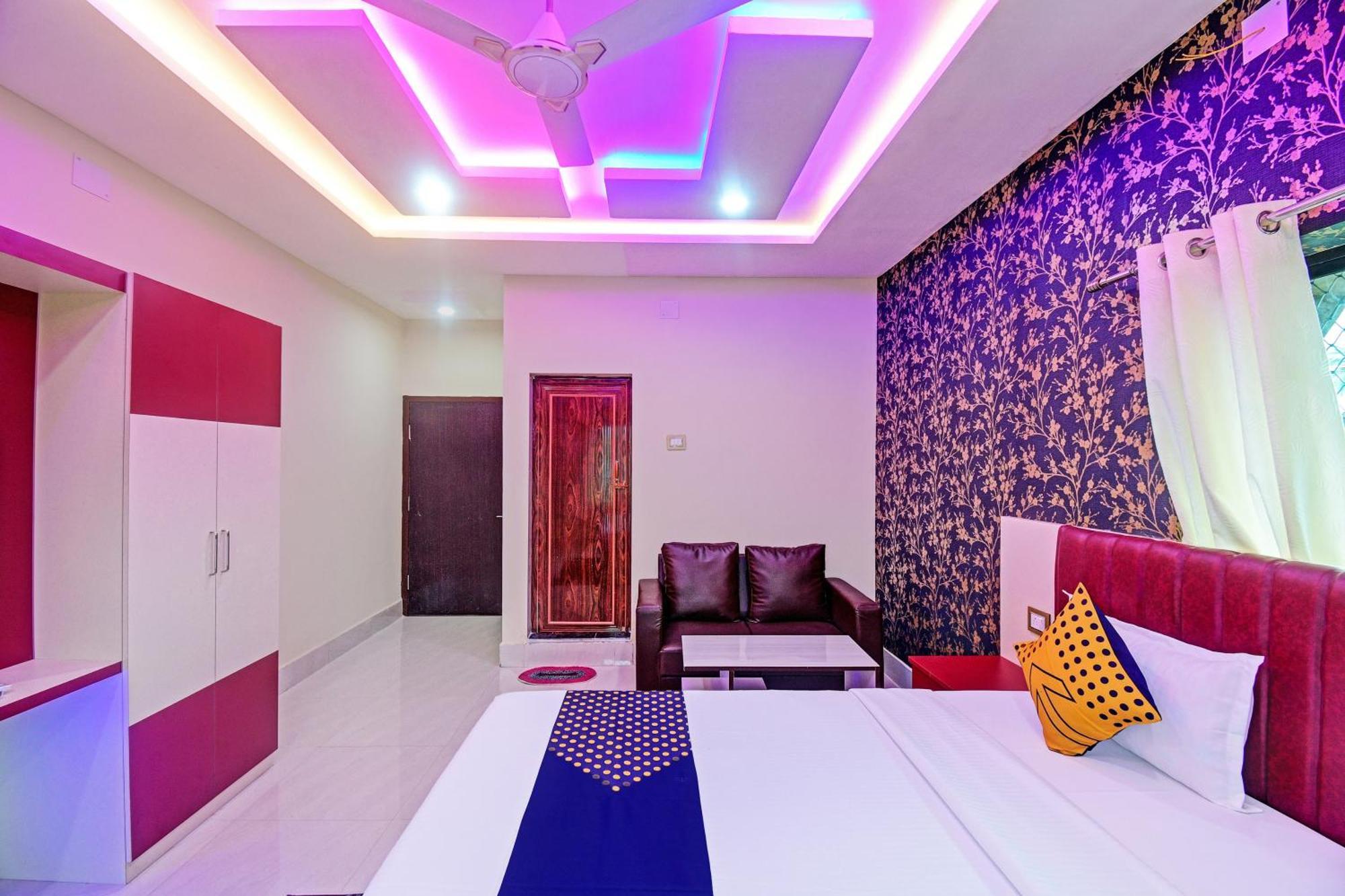 Oyo Flagship Pratikshya Guest House Baripada Екстериор снимка